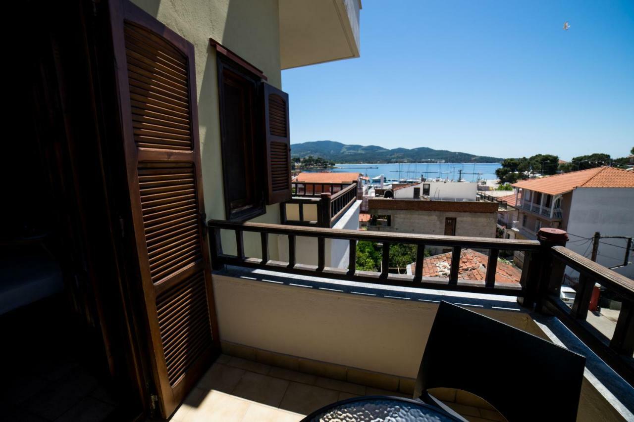 Anastasiadis House Néos Marmarás Exterior foto
